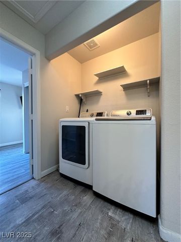 8001 Hesperides Avenue, Las Vegas, NV 89131