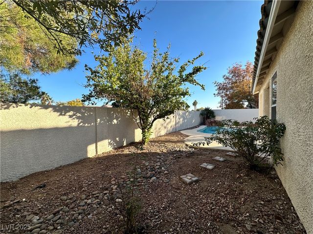 8001 Hesperides Avenue, Las Vegas, NV 89131