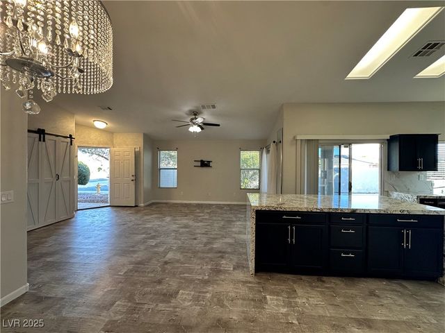 8001 Hesperides Avenue, Las Vegas, NV 89131