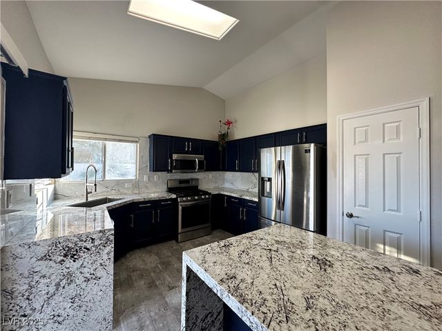 8001 Hesperides Avenue, Las Vegas, NV 89131