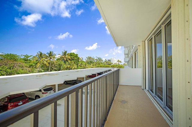 2121 N Ocean Boulevard 302e, Boca Raton, FL 33431