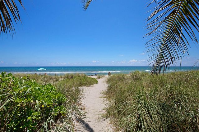 2121 N Ocean Boulevard 302e, Boca Raton, FL 33431