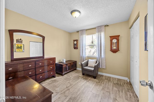 1845 TUDOR Court, Middleburg, FL 32068