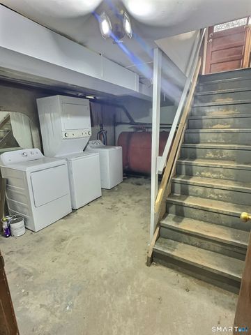 50 Maltby Avenue, West Haven, CT 06516