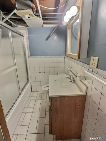 50 Maltby Avenue, West Haven, CT 06516