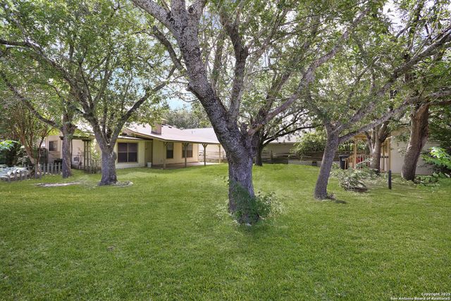 11009 Almond Prk, San Antonio, TX 78249