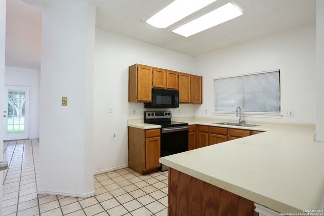 11009 Almond Prk, San Antonio, TX 78249