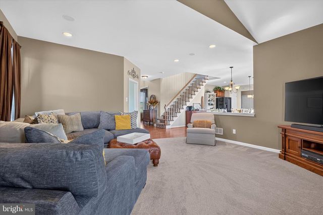 439 BUTTONWOOD LN, Oxford, PA 19363