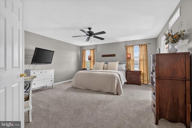 439 BUTTONWOOD LN, Oxford, PA 19363