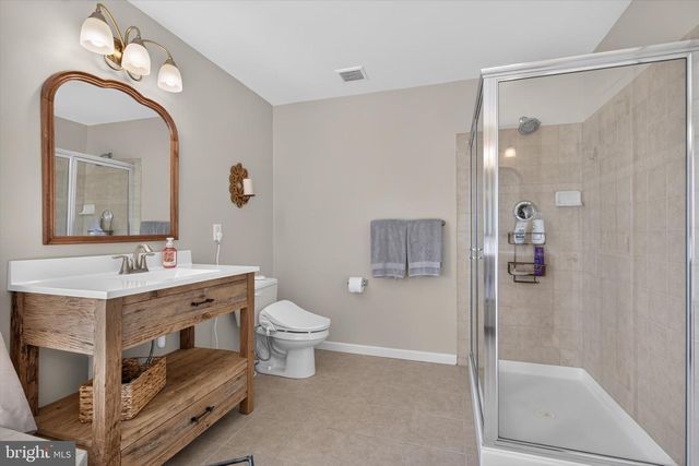 439 BUTTONWOOD LN, Oxford, PA 19363