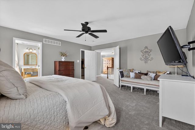 439 BUTTONWOOD LN, Oxford, PA 19363