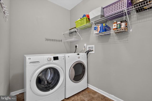 439 BUTTONWOOD LN, Oxford, PA 19363