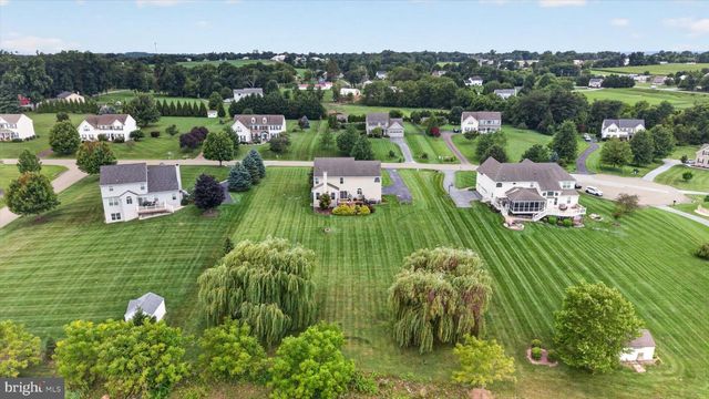 439 BUTTONWOOD LN, Oxford, PA 19363