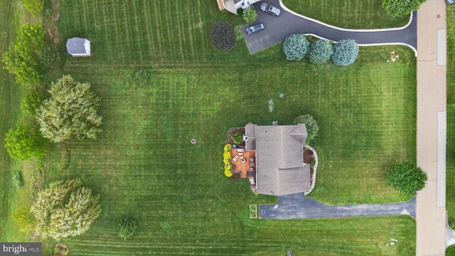 439 BUTTONWOOD LN, Oxford, PA 19363