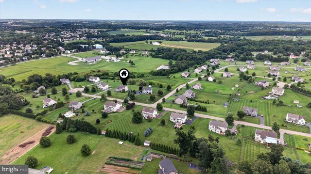 439 BUTTONWOOD LN, Oxford, PA 19363