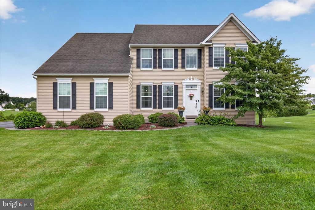439 BUTTONWOOD LN, Oxford, PA 19363