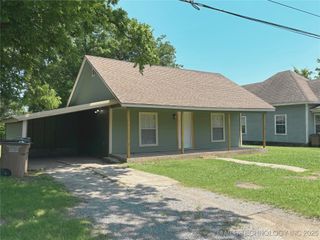 307 S Lee Avenue, Wagoner, OK 74467