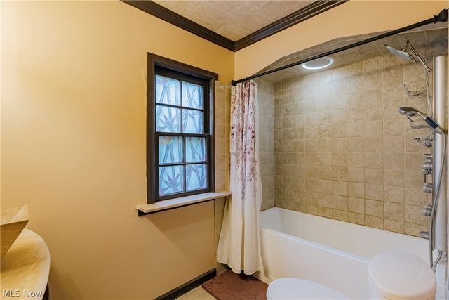 3675 Avalon Road, Shaker Heights, OH 44120