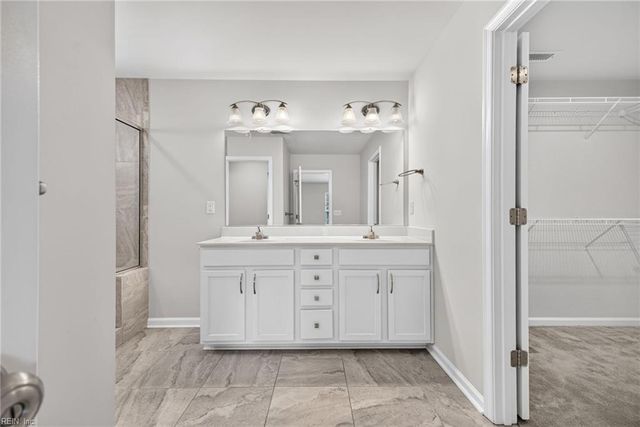 117 Blessing Cir, Suffolk, VA 23434