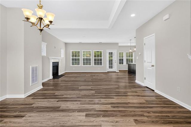 117 Blessing Cir, Suffolk, VA 23434