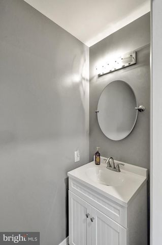 146 BAINBRIDGE CR, Sinking Spring, PA 19608