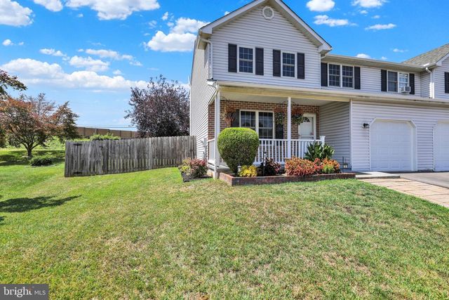 146 BAINBRIDGE CR, Sinking Spring, PA 19608