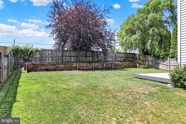 146 BAINBRIDGE CR, Sinking Spring, PA 19608