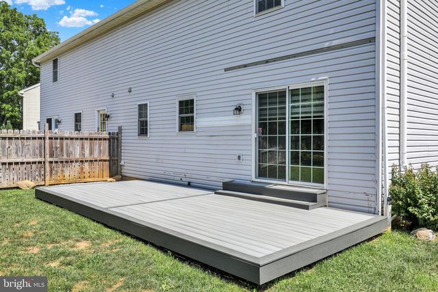 146 BAINBRIDGE CR, Sinking Spring, PA 19608