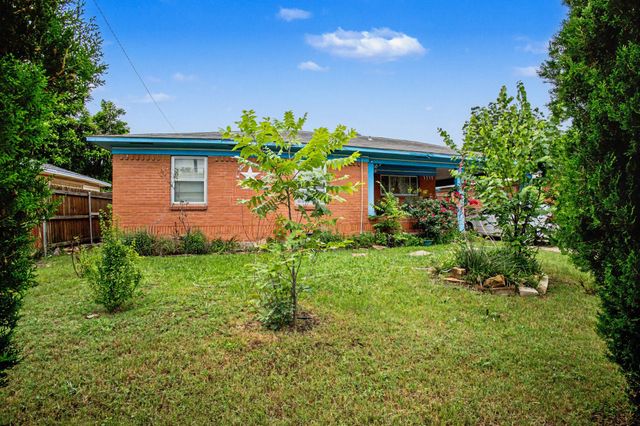 1919 Yucca Drive, Dallas, TX 75217