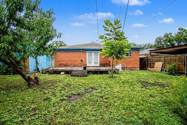 1919 Yucca Drive, Dallas, TX 75217