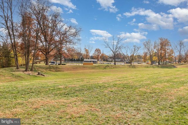 140 APPLE GROVE LANE, Littlestown, PA 17340