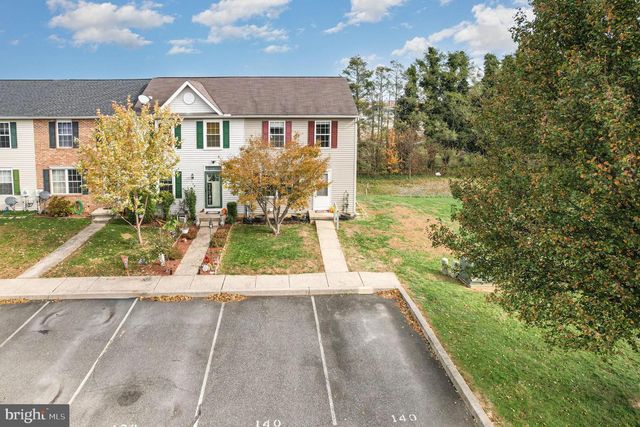 140 APPLE GROVE LANE, Littlestown, PA 17340