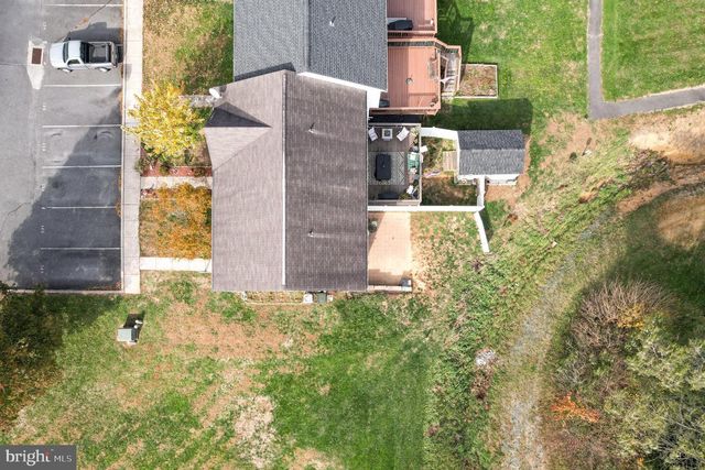 140 APPLE GROVE LANE, Littlestown, PA 17340