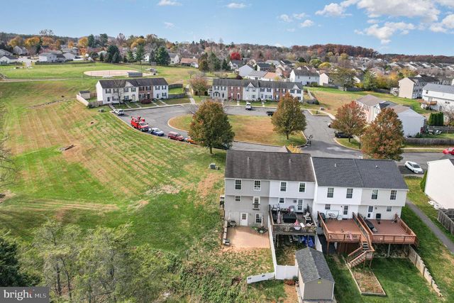 140 APPLE GROVE LANE, Littlestown, PA 17340