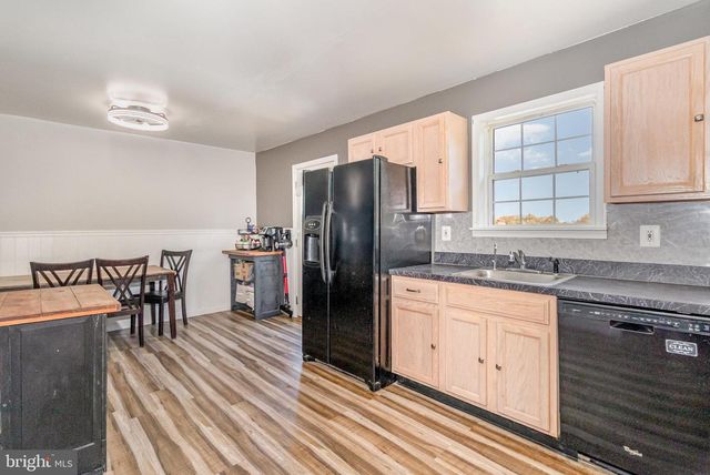 140 APPLE GROVE LANE, Littlestown, PA 17340