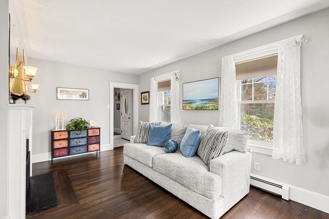 134 Dalton Rd, Chelmsford, MA 01824