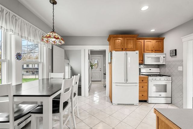 134 Dalton Rd, Chelmsford, MA 01824
