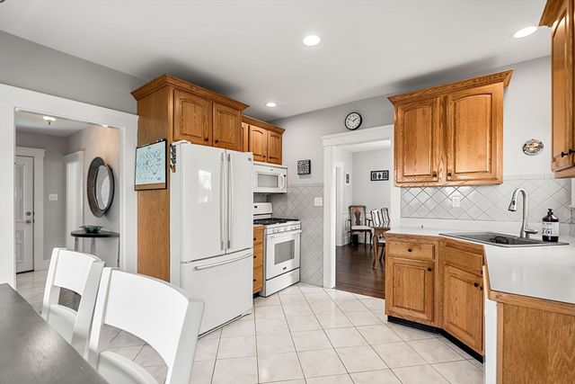 134 Dalton Rd, Chelmsford, MA 01824