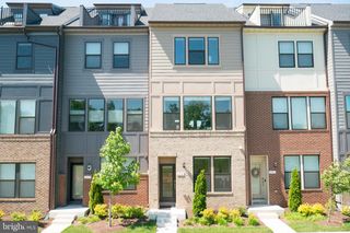 4841 VISTA GREEN LN, Lanham, MD 20706