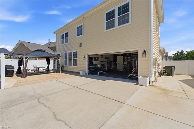 2082 Piedmont RD, Suffolk, VA 23435