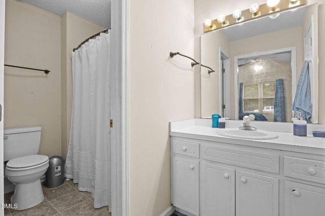 4212 Rockside Hills Drive, Raleigh, NC 27603