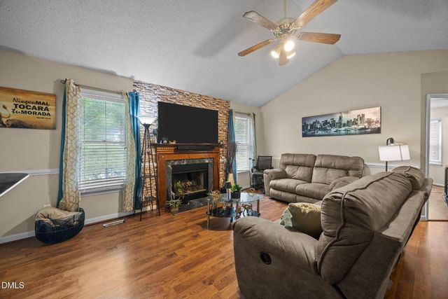 4212 Rockside Hills Drive, Raleigh, NC 27603