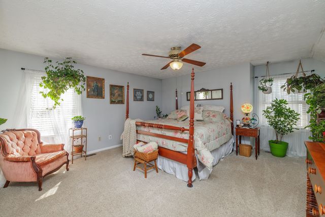 3820 Hidden Springs Drive, Lexington, KY 40514