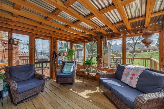 3820 Hidden Springs Drive, Lexington, KY 40514