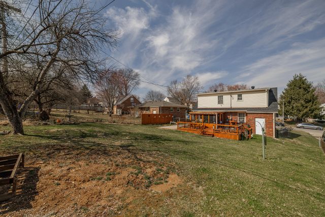 3820 Hidden Springs Drive, Lexington, KY 40514