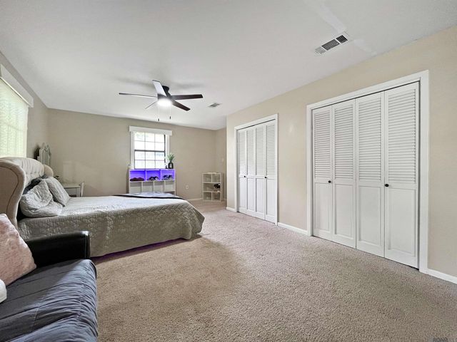 415 S Jefferson Ave, Port Allen, LA 70767