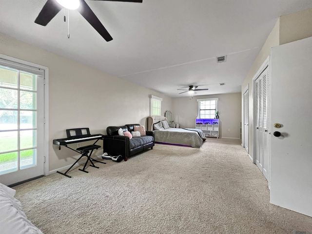 415 S Jefferson Ave, Port Allen, LA 70767