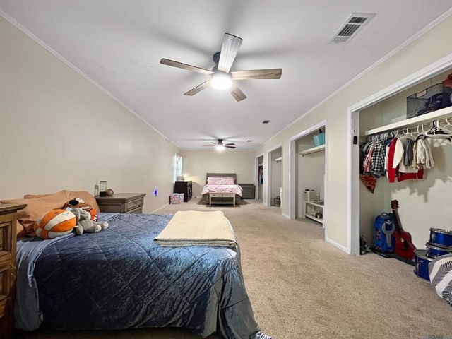 415 S Jefferson Ave, Port Allen, LA 70767