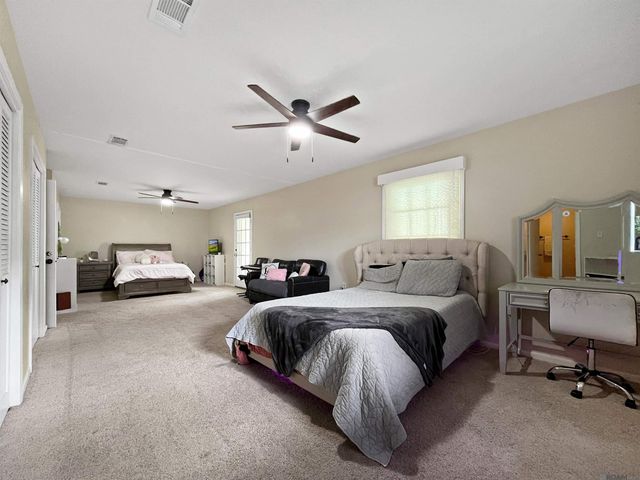 415 S Jefferson Ave, Port Allen, LA 70767