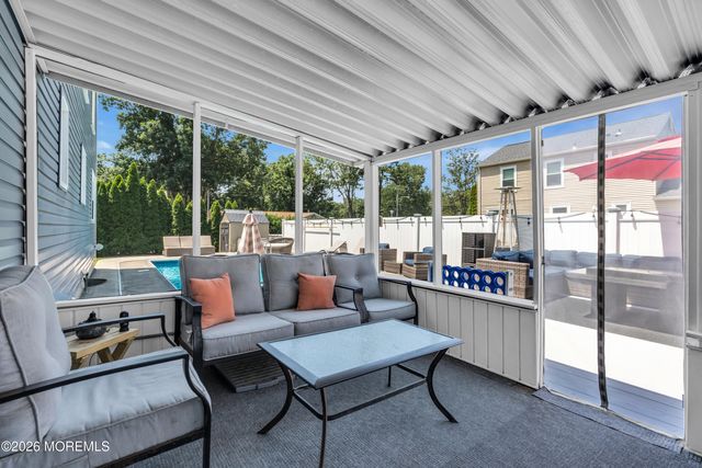 4 Laurel Crest Drive, Howell, NJ 07731
